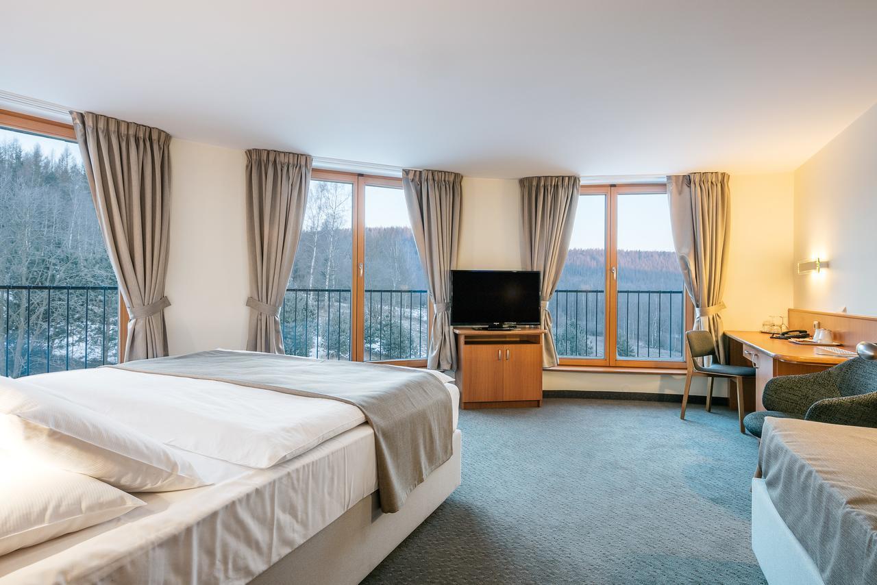 Hotel Ostrov Tisá Екстериор снимка