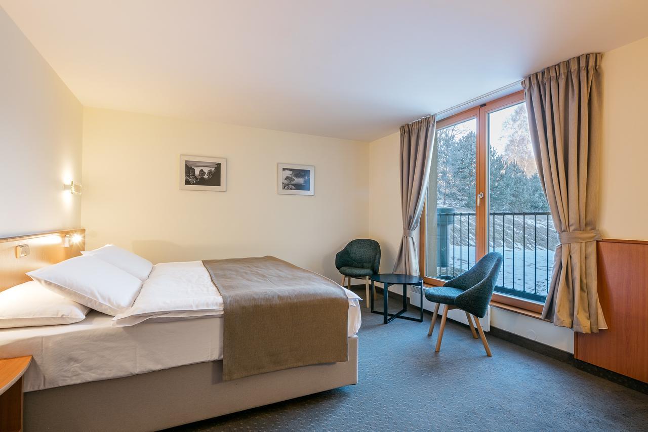 Hotel Ostrov Tisá Екстериор снимка